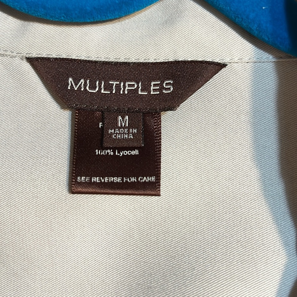 Multiples size Medium - Picture 8 of 8